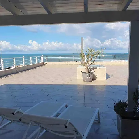 Dream House *
